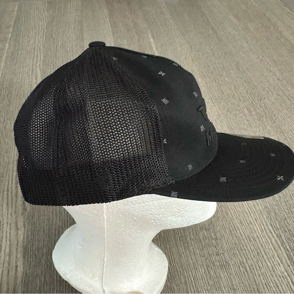 Travis Mathew Shipwreck Snapback Golf Hat Black FlexFit 110 Mesh Back New